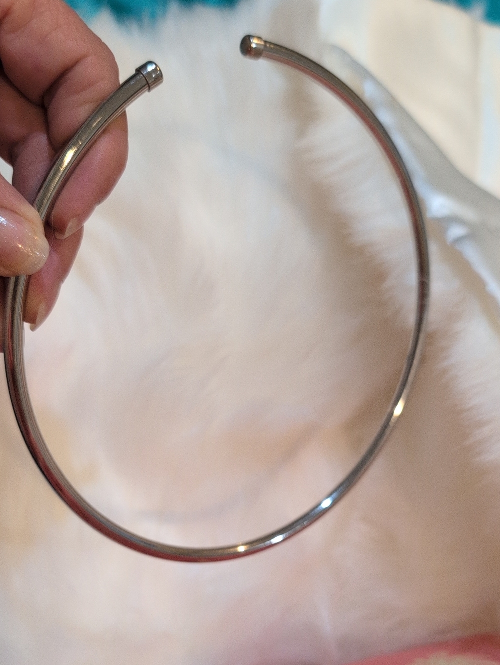 Minimal Open Silver Toned Cuff Chocker - Vintage